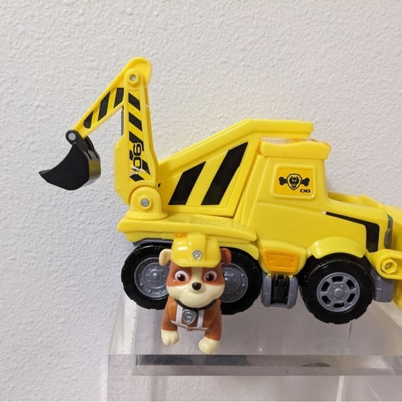 Paw Patrol Rubble's Ultimate Rescue Bulldozer, Moving Scoop and Lift & Mini - Picture 16 of 16